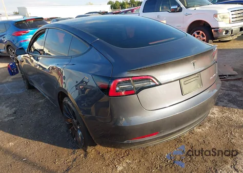 2023 Tesla Model 3 Performance Dual Motor All-Wheel Drive z USA, uszkodzony, nr VIN 5YJ3E1EC2PF491559
